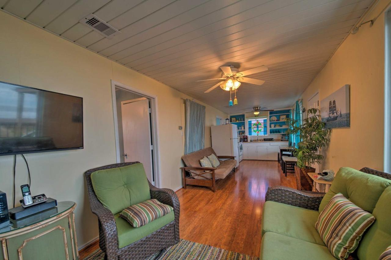 Galveston Beach House With Private Deck And Gulf Views Kültér fotó