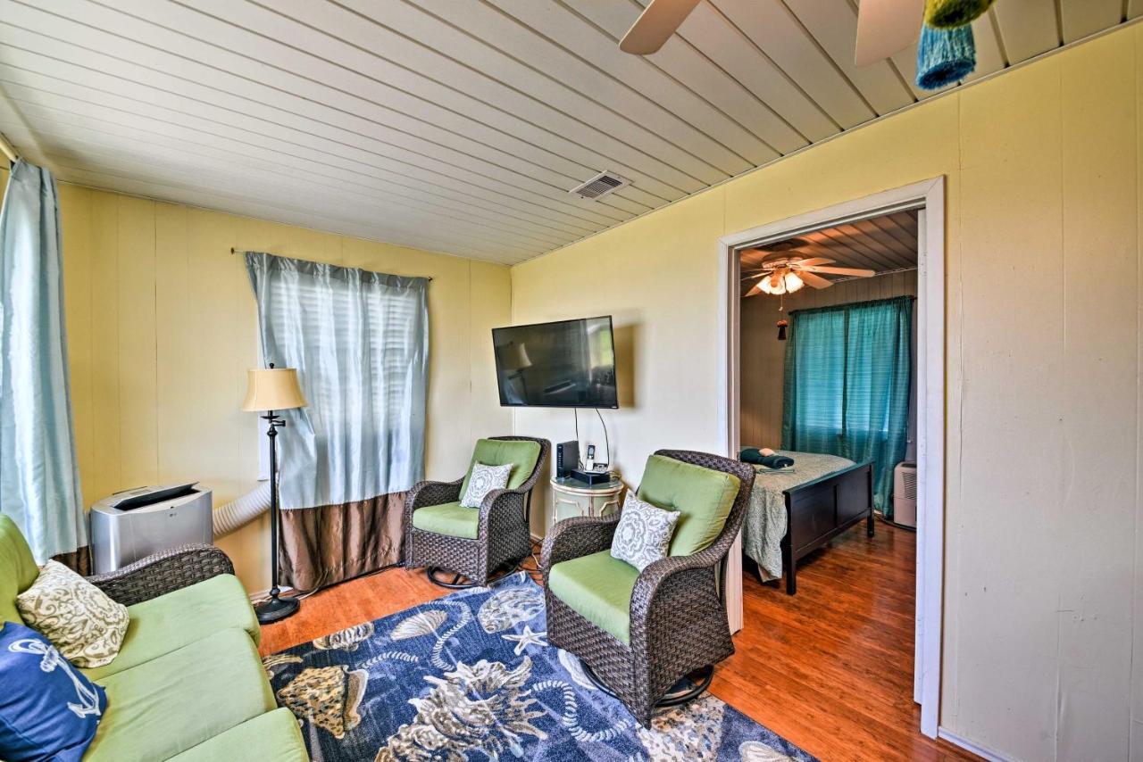 Galveston Beach House With Private Deck And Gulf Views Kültér fotó