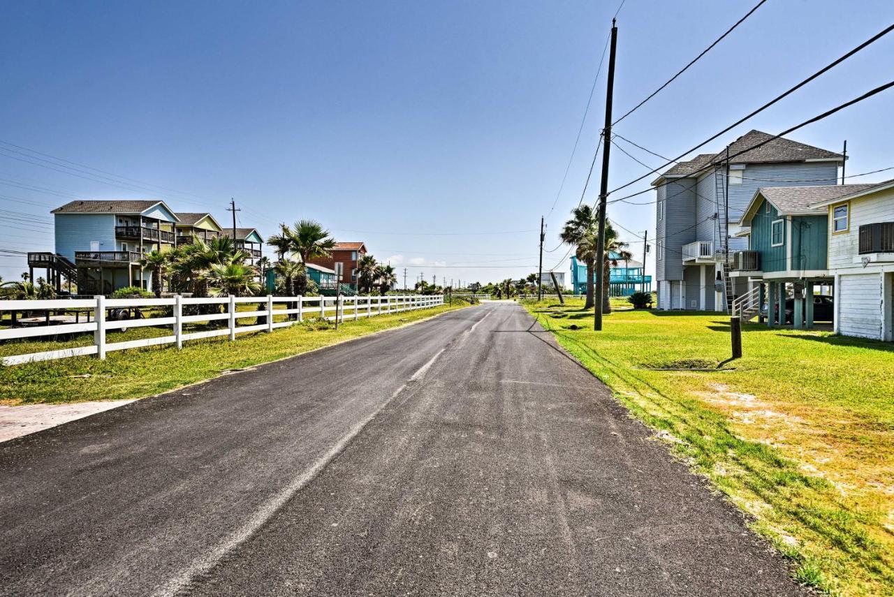 Galveston Beach House With Private Deck And Gulf Views Kültér fotó